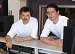 Viktor Leis und Jevgueni Smysliaev im Studio